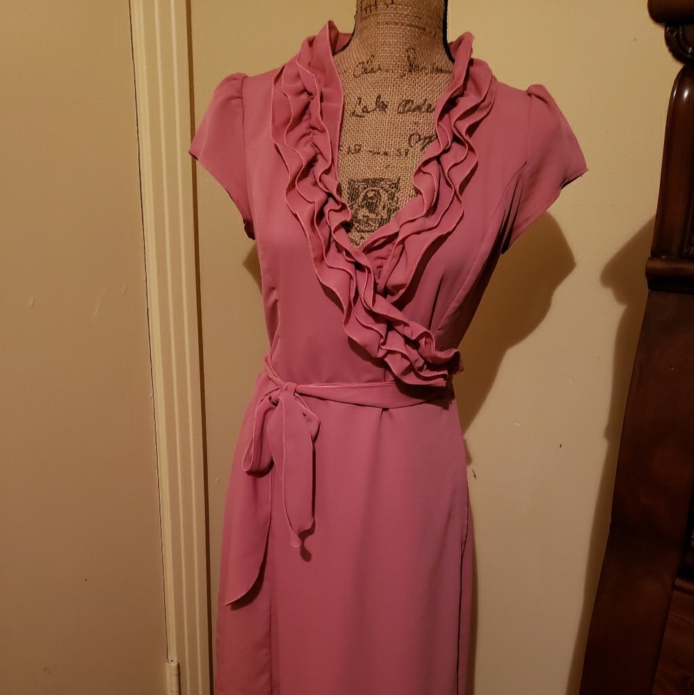 Dress - Picture 2 of 2